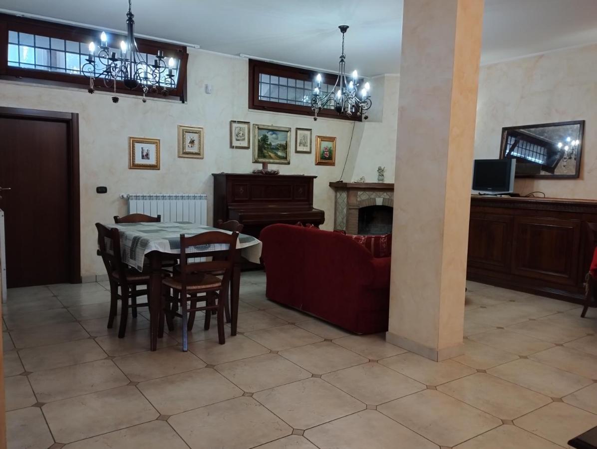 Villetta San Cesareo Bagian luar foto
